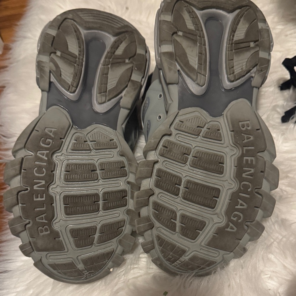Balenciaga Light Gray Track s sneakers - Picture 4 of 4
